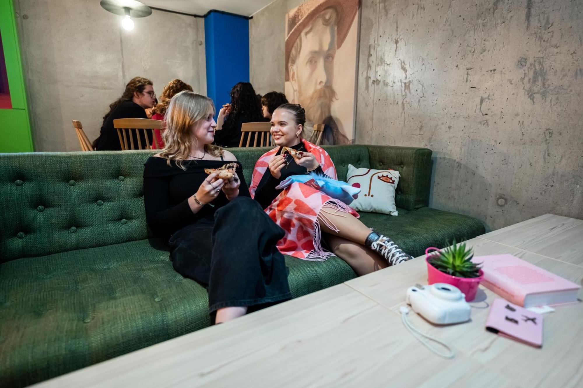 Easy One Premium Art Hotel apartamentowy